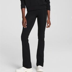 SPANXshape Booty Boost® Flare Pant Black